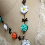The Chase - Timeless Garden Necklace